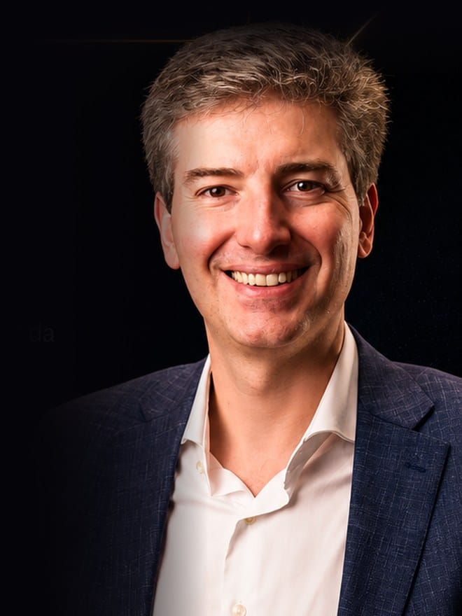 Dr. Alexandre Amato